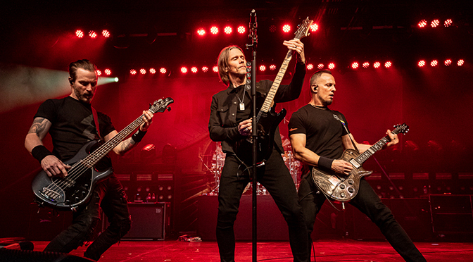 Alter Bridge 'Pawns & Kings” Tour Rocks Tempe - Burning Hot Events